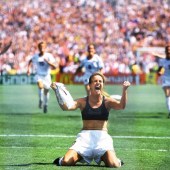 Brandi Chastain, portada en el mundo entero.