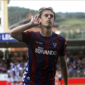 Javi Lara: "Rescindí mi contrato con el Eibar y no tengo que ir a entrenar"