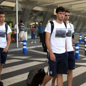 El Bilbao Athletic es recibido en el ayuntamiento por su ascenso a Segunda