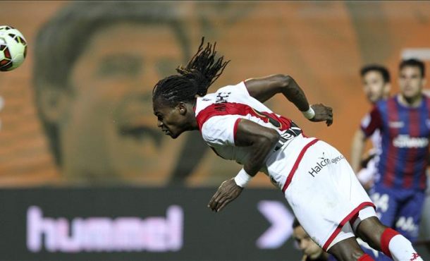Manucho renueva con el Rayo Vallecano dos temporadas