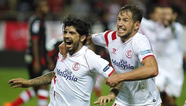 Ever Banega mueve los hilos del Sevilla en España y en Europa