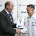 Roque Mesa recibe el 'Premios BBVA' al mejor jugador del mes de enero