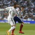 Sergio Ramos en el centro del campo y Chicharito titular